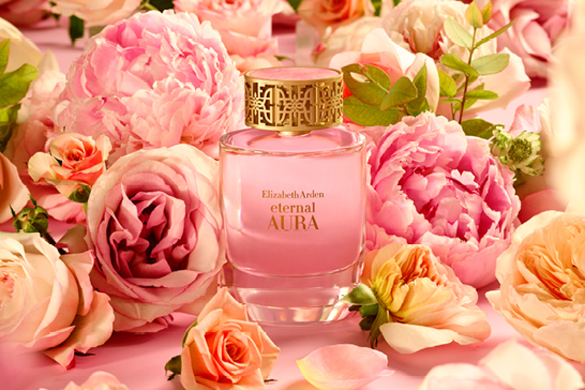 Elizabeth Arden predstavlja dišavo Eternal Aura